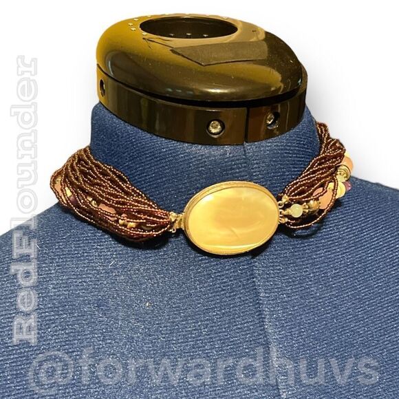 Vintage Choker Length Seed Bead Necklace with Mother Of Pearl Pendant - Picture 5 of 11